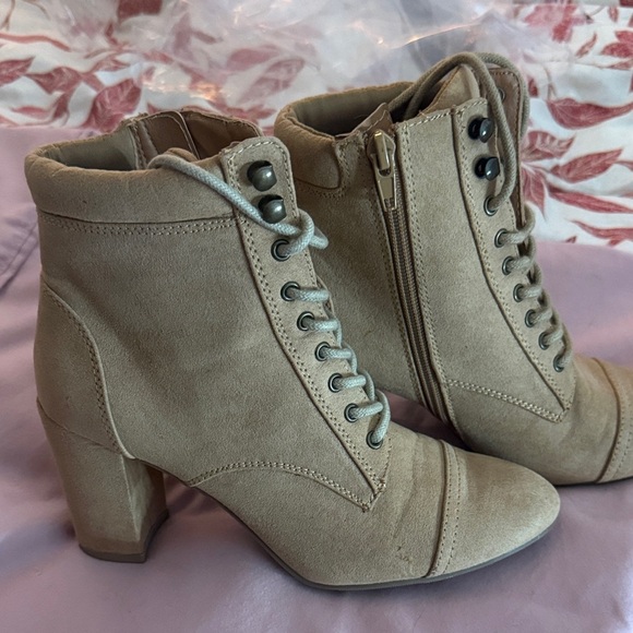 Madden Girl Tan Lace-Up Heeled Boots - Picture 2 of 6